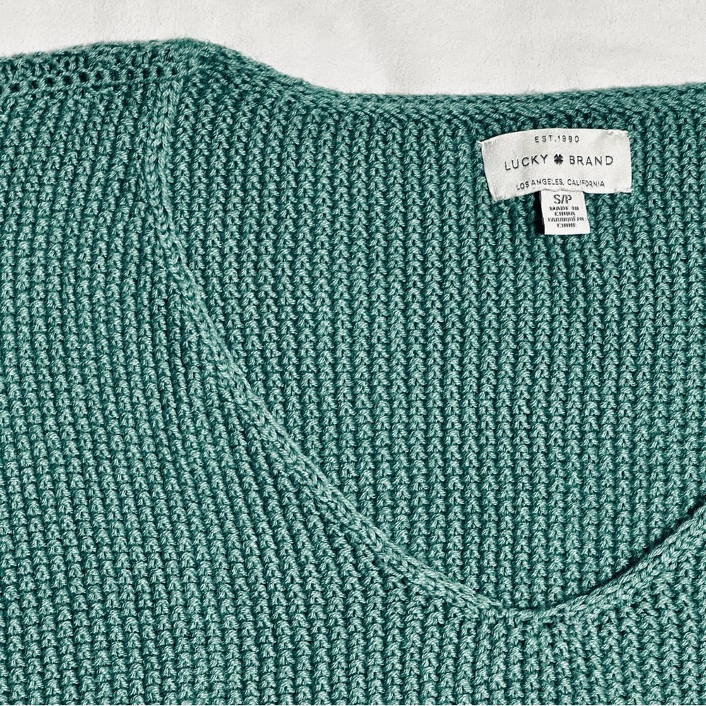 Lucky Brand Women's Knit Green Sweater - NWOT!!